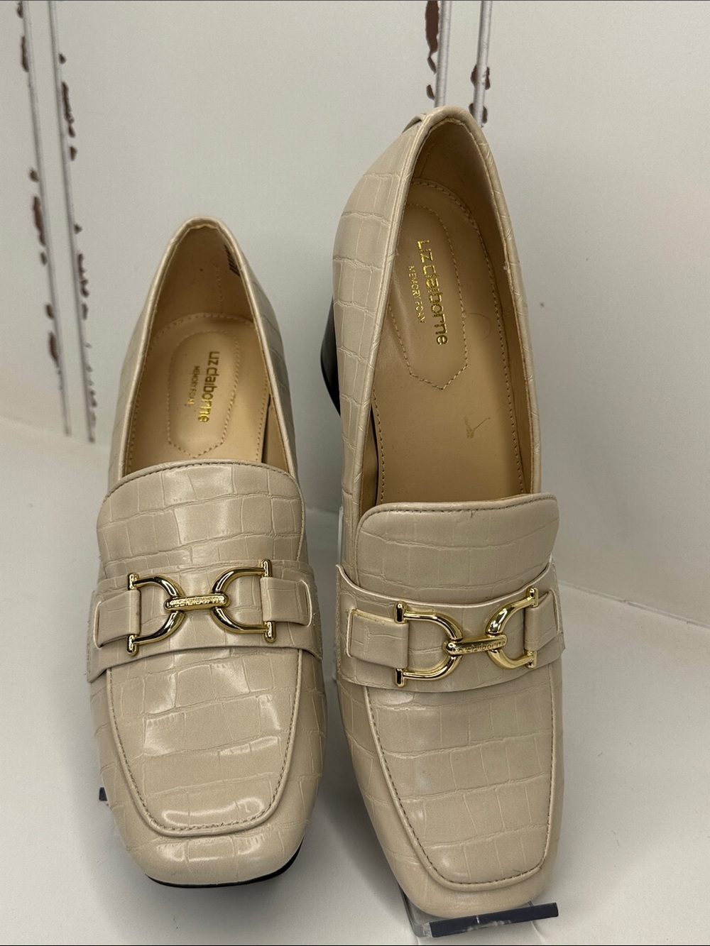 Liz Claiborne Beige Croc-Embossed Loafers with Gold Bit